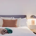 Cosy Charming Apartment In Central London