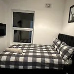 London Dream House - 3 Bedrooms