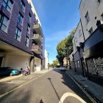 Bright 1 Bedroom Apartment In Central London