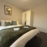 Buxton Road Suites