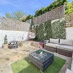 Entire 3 Bed Town House, Chelsea, Central London