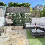 Entire 3 Bed Town House, Chelsea, Central London