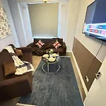 Beautiful Apartment Near Central London