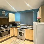 Beautiful Apartment Near Central London