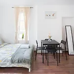 Shoreditch Rooms Near Tower Bridge