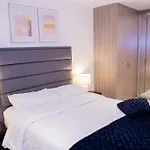 Luxury 1 Bedroom With Riverview