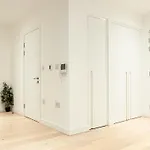 Luxury 1-Bedroom Escape