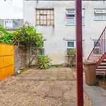 Redesigned 1Bd Victorian Coach House Dalston