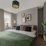 1st class Covent Garden accommodation for 1st class guests