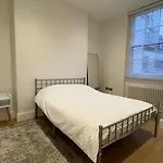 Cosy Modern Home Euston Fitzrovia