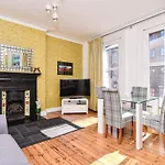 Gorgeous First Floor Apartment Near Station