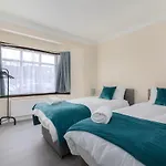 Spacious 4-Bedroom Family Home Near Wembley