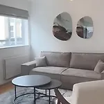 Chelsea Iconic London City Area Apartment