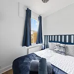 Sleep 6 Close To City Centre