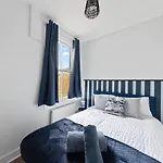 Sleep 6 Close To City Centre