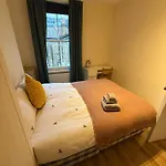 Cost Effective Room In Hammersmith