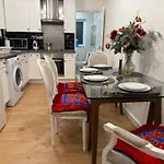 Cost Effective Room In Hammersmith