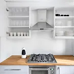 Your 2Br Spot In Soho