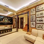 Luxurious Central Azbe