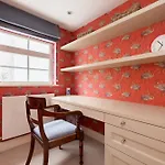 The Chelsea Abode - 4Bdr Home With Terrace