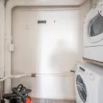 3 Bed Luxury Property In Chelsea, 2 King Size Bed, 1 Double Bed, Ideal For Families