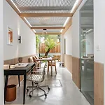 Notting Hill 2Br-2Ba Private Garden Retreat