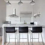 Stylish 1Bed In Kensington