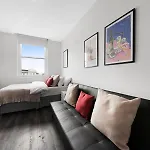 Budget Archway Studio