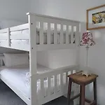 The Camden Chic Townhouse - Accommodates 14 Guests