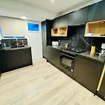 The Luxuries Marylebone Apt, 5 Min From Station!