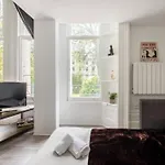 Hidden Terraced Studio Flat In Central London