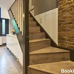 Premium Offers L Last-Minute Specials L Newly Renovated 1 Bedroom Flat By Live London Short Lets & Serviced Accommodation L