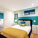 Cosy And Stylish Studio In The Heart Of Greenwich