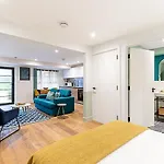 Cosy And Stylish Studio In The Heart Of Greenwich