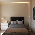 1 Bedroom Modern En-Suite Apartment Nine Elms