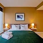 Luxury 360 Penthouse With Gym & Parking