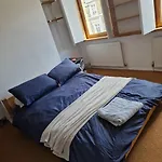 Artist Home