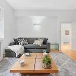 2 Bed Apartment- Mayfair 1