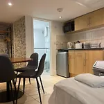 Quintuple Studio Close To King\'S Cross