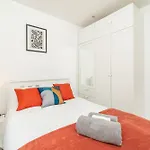 Vibrant 3Br Tottenham Home, Private Garden Wifi Parking Free On Request