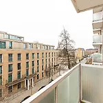 Comfy 2-Bedroom Apartment With Balcony