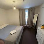 Central London 2 Bed Flat