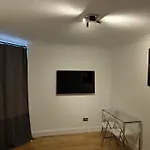 Cosy 1 Bed Apartment