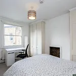 1 Bed Apt In Shepherds Bush-Westfield