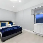 Delightful & Cozy 1-Bedroom Hideaway