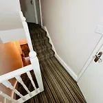 Double Room In A Specious House In Seven Sisters