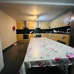 Double Room In A Specious House In Seven Sisters