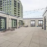 Sky Studio Near O2, Olympic Stadium Canary Wharf