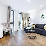 Modern New-Built 1 Bedroom Apt In Heart Of Ldn