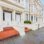 Beautiful Apartment With Spacious Garden - Earl\'S Court